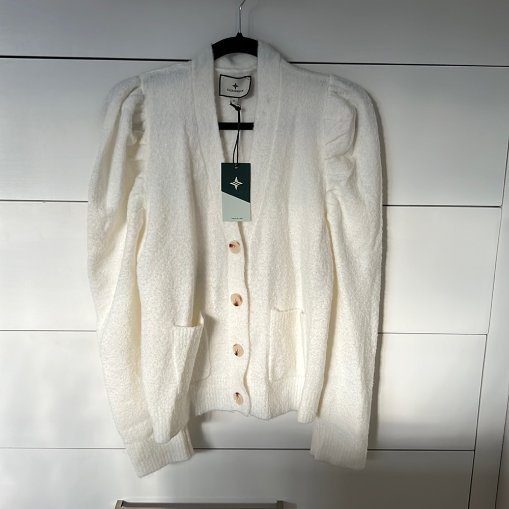 White/cream puff sleeve cardigan - Tuckernuck - SM